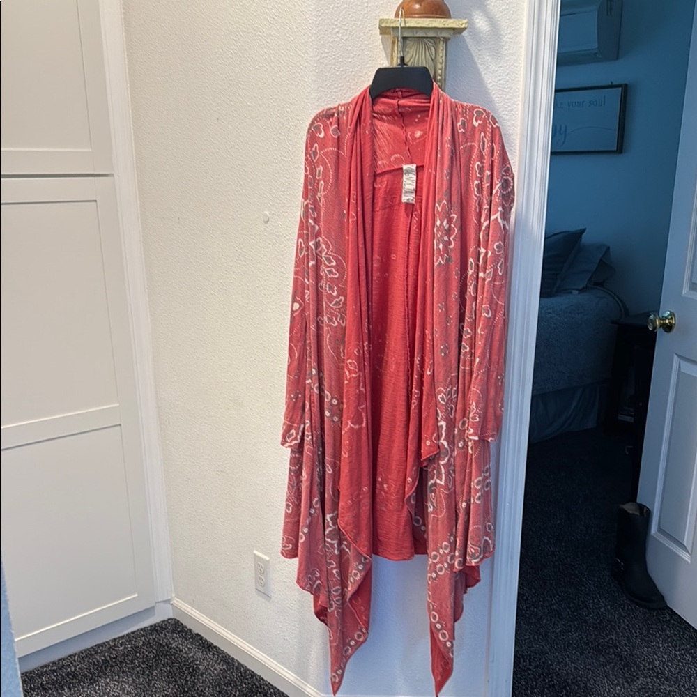 Magnolia Pearl Red Cape with Asymmetrical Hem